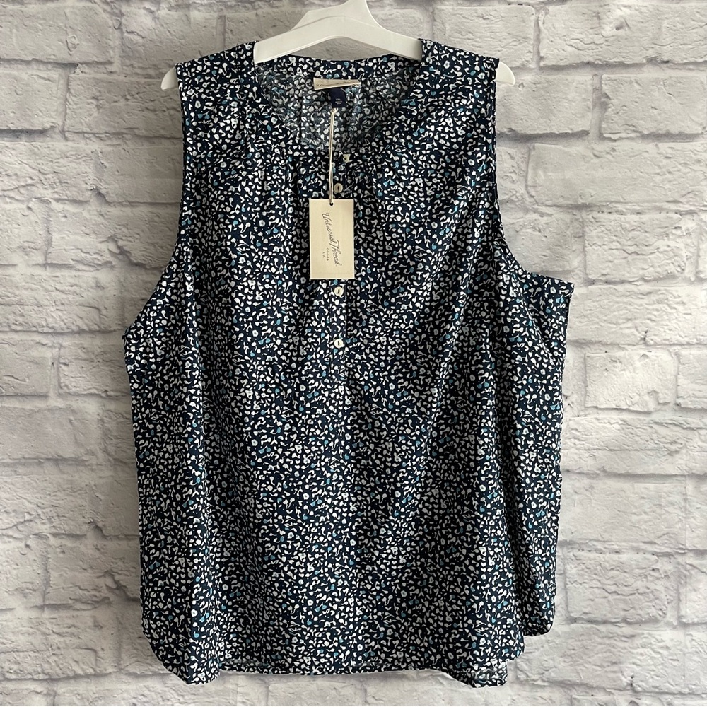 NEW WITH TAGS UNIVERSAL THREAD FLORAL PRINT BLUE TANK TOP XXL WOMENS